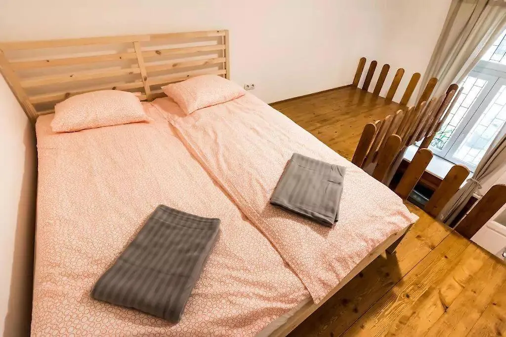 Quiet Apartment Just 10 Minutes From The Center Budapest