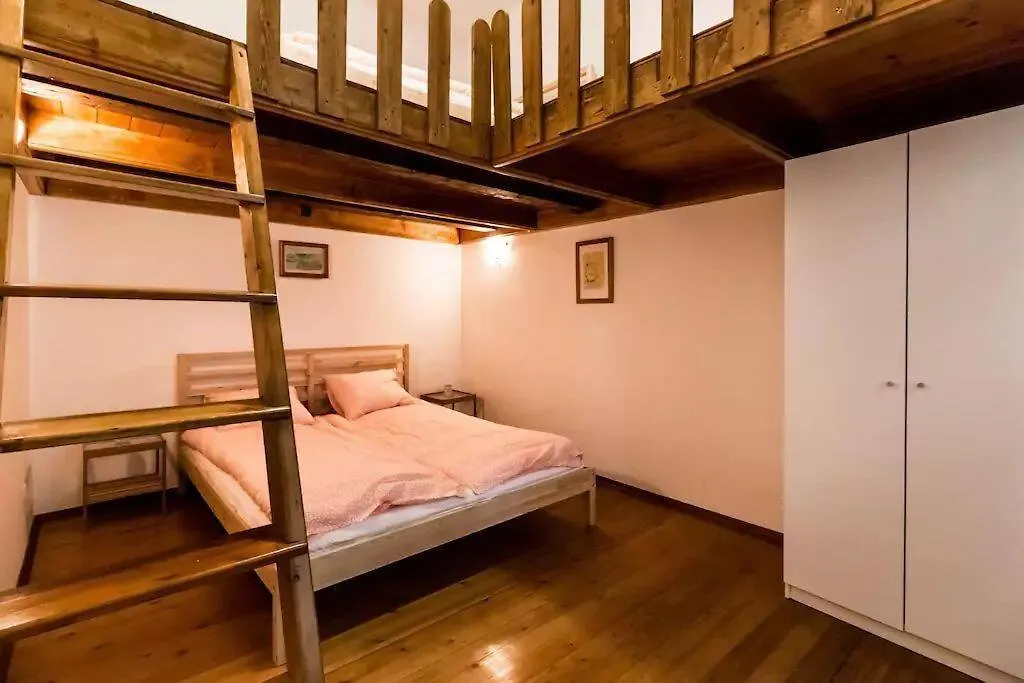 Quiet Apartment Just 10 Minutes From The Center Budapest
